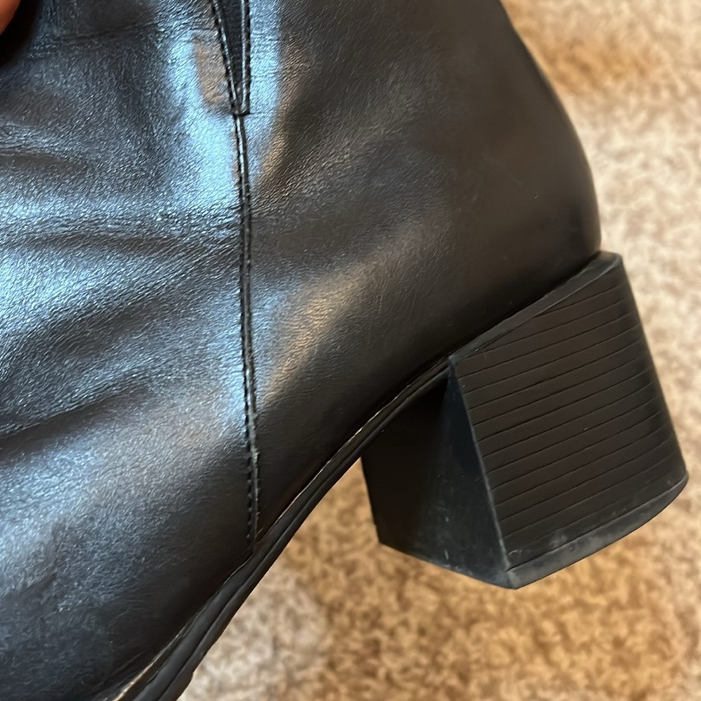 White Mountain Leather Upper Square Toe Heeled An… - image 6